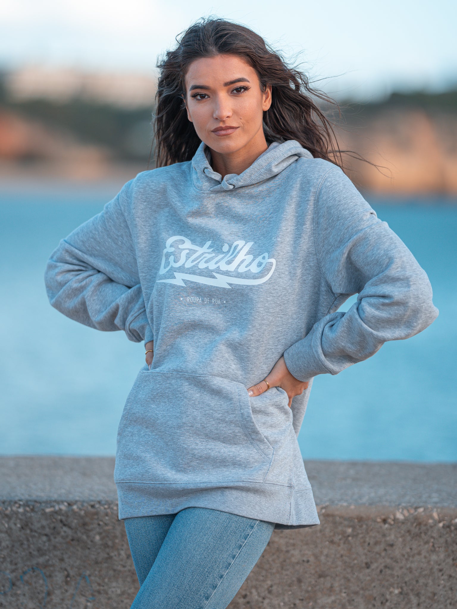 Hoodie Mesclada com Logotipo Branco - Estrilho-Estrilho